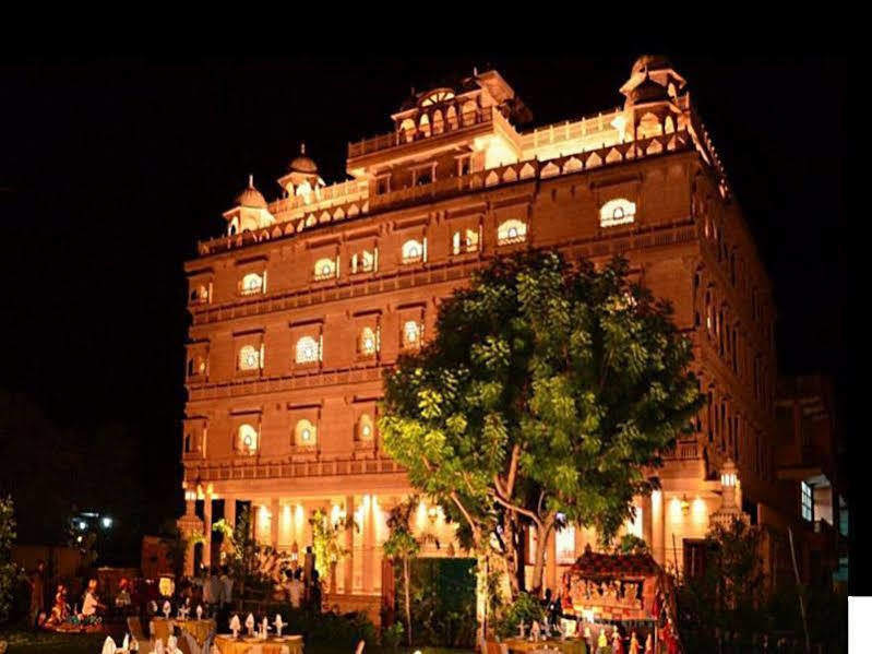 The Jal Mahal Hotel Jaipur Exterior photo